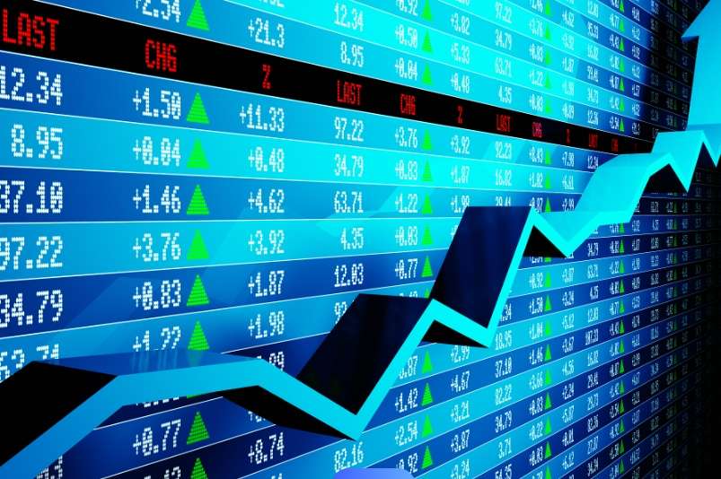 Long-Term Economic Changes and Short-Term Fluctuations